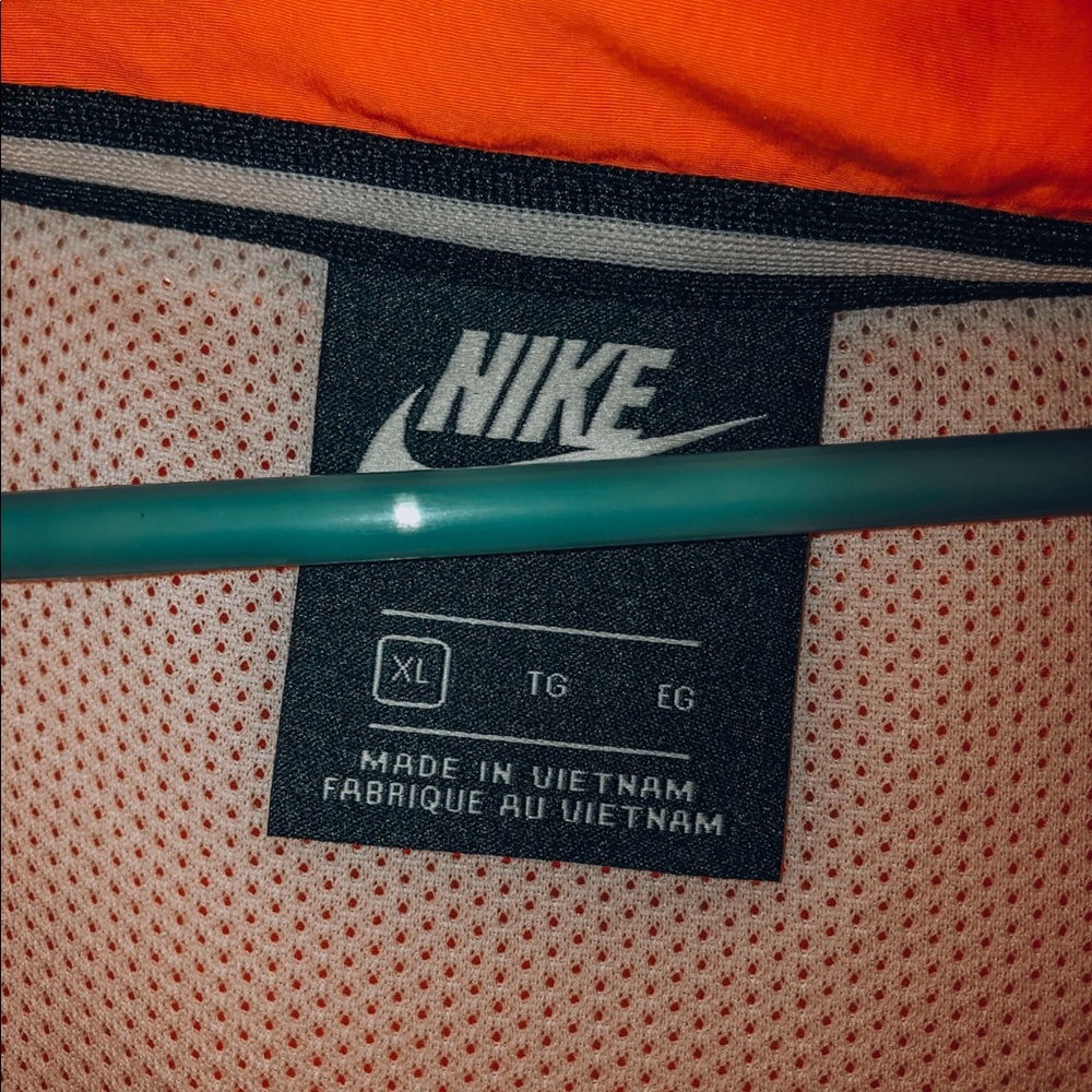 XL ORANGE NIKE WINDBREAKER - Picture 4 of 6